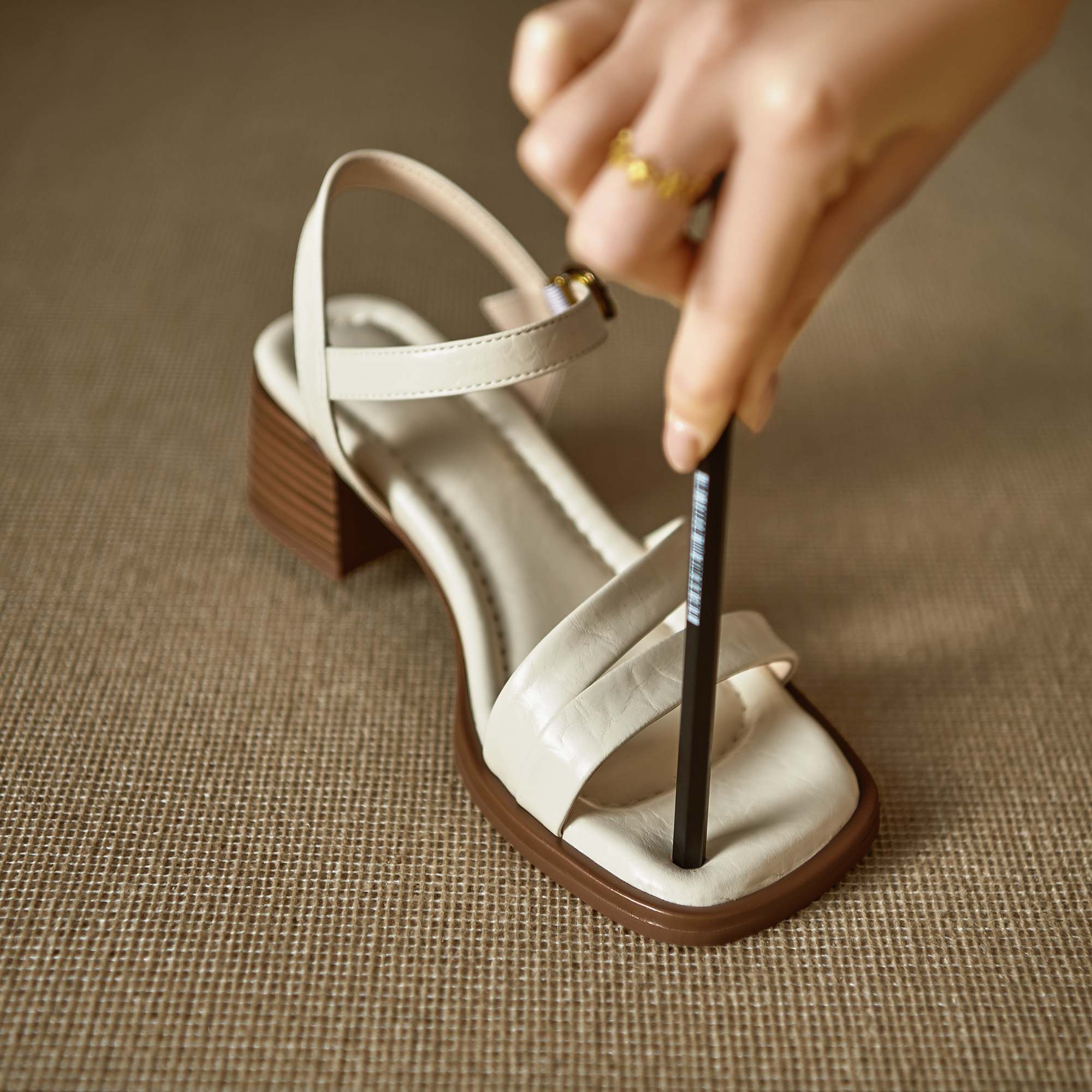Sandales d'été pour femmes en  - Leather Work Heels avis et prix